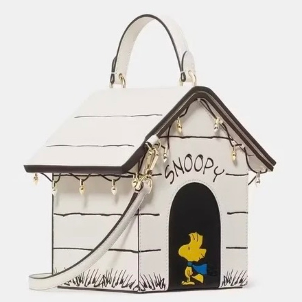 NEW Kate Spade X Peanuts Snoopy 3D Dog House Crossbody Bag NWT